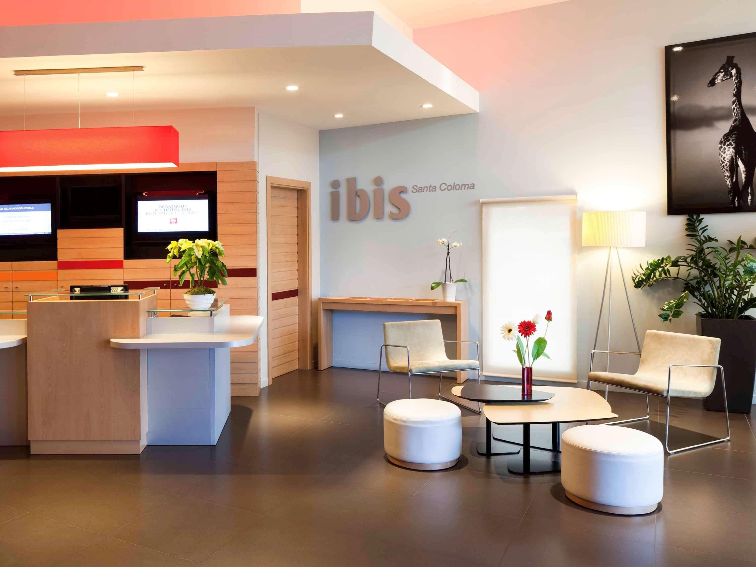 Ibis Barcelona Santa Coloma Hotel Santa Coloma de Gramanet Екстериор снимка