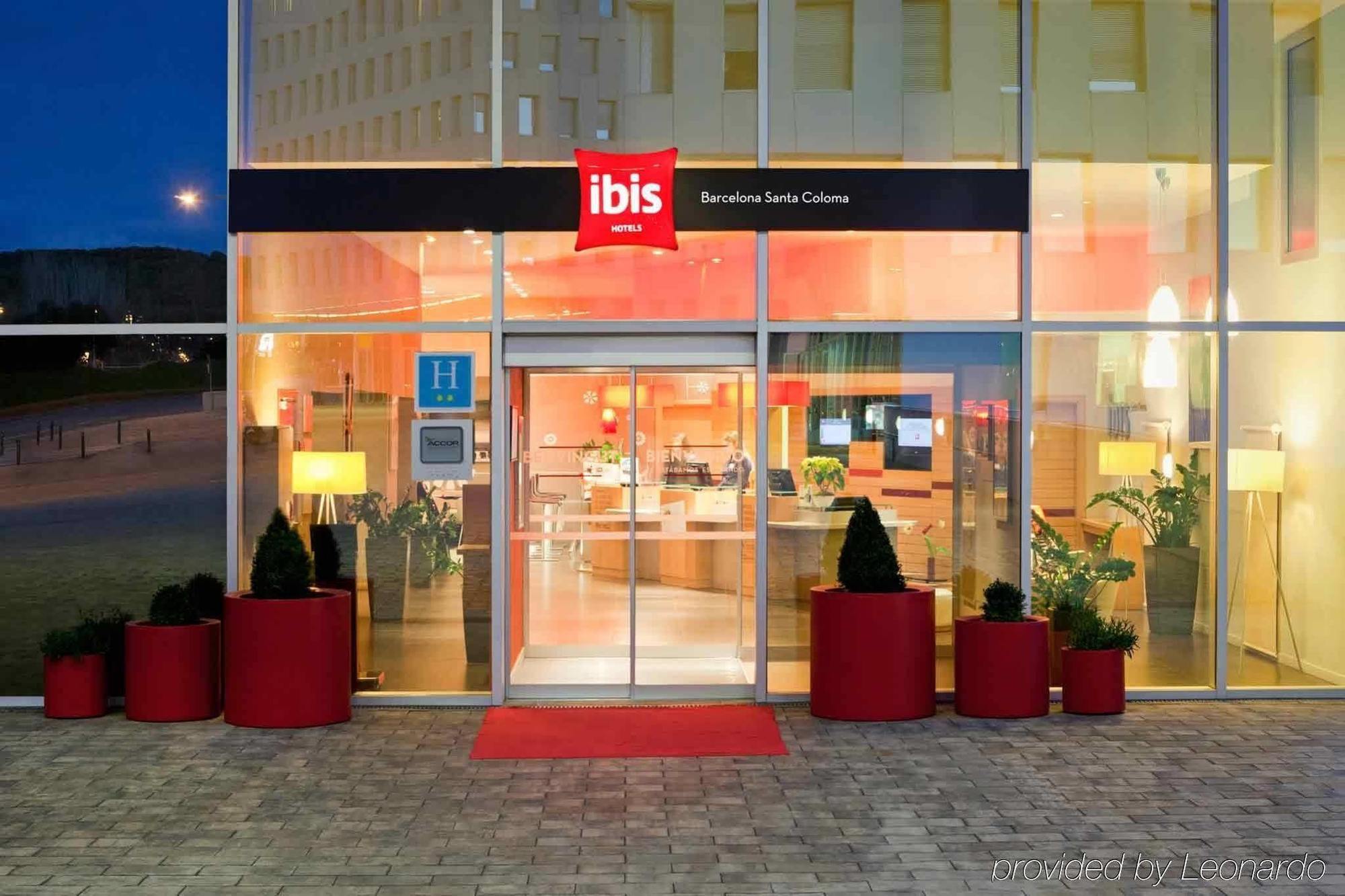 Ibis Barcelona Santa Coloma Hotel Santa Coloma de Gramanet Екстериор снимка