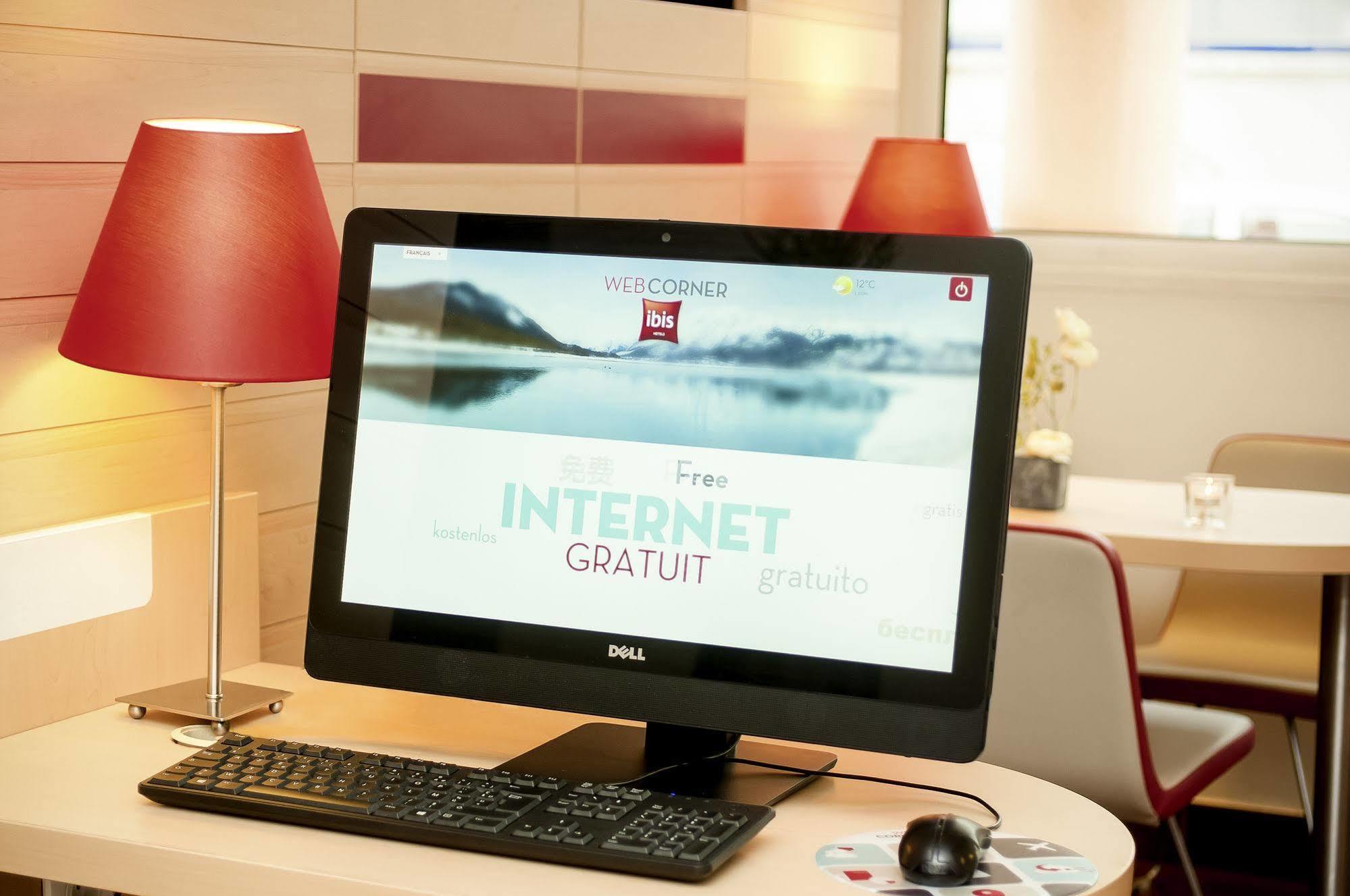 Ibis Barcelona Santa Coloma Hotel Santa Coloma de Gramanet Екстериор снимка